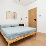 Antonia House Апартаменты Ачи Костелло