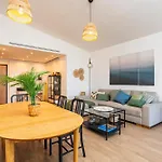 Antonia House Апартаменты Ачи Костелло