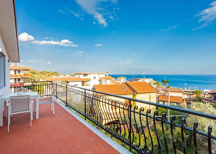 Antonia House Aci Castello